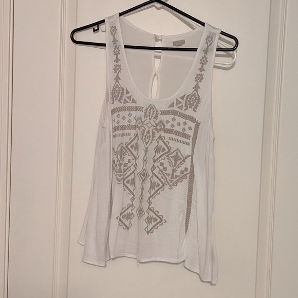Urban Outfitters Ecote Split Back Embroidered Top - Picture 3 of 5